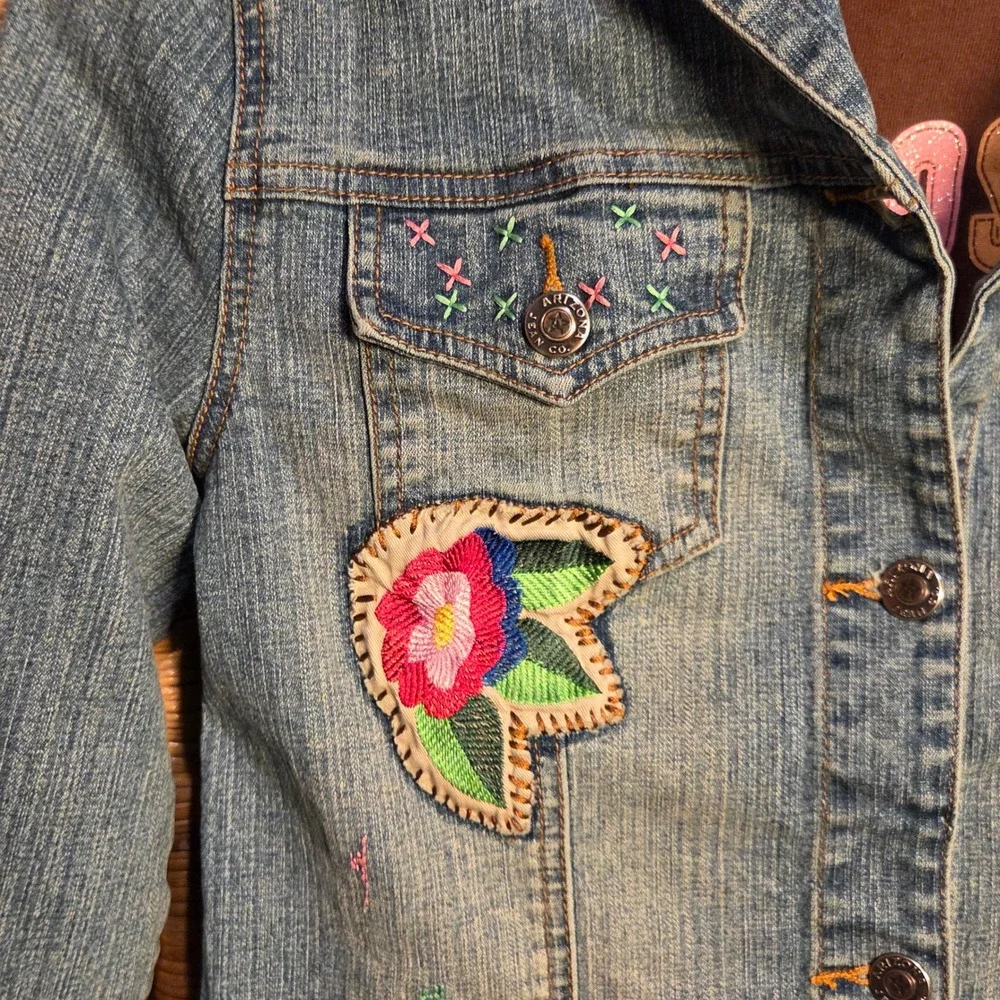 Y2K Vtg Arizona Jean Co Girl XL Denim Jacket Blue Flowers Butterfly Patches Cute